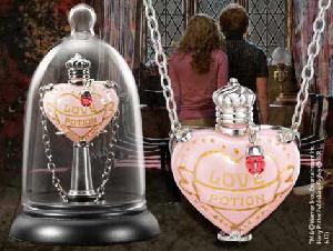 Love-Potion-Pendant-and-Display