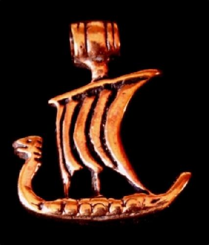Privesek-vikingske-lodi