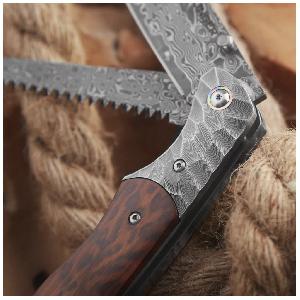 Damaskovy-zaviraci-nuz-s-pilkou-Dellinger-Wilderer-ocel-VG-10