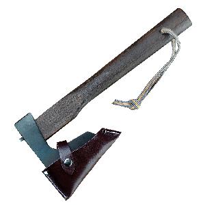 Kanetsune-Seki---Kitasho-Co-Ltd-Japonska-tesarska-sekera-Masakari-jigata-Yaki-e-ocel-1045