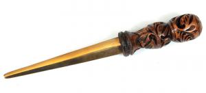 dreveny-otvirac-na-dopisy