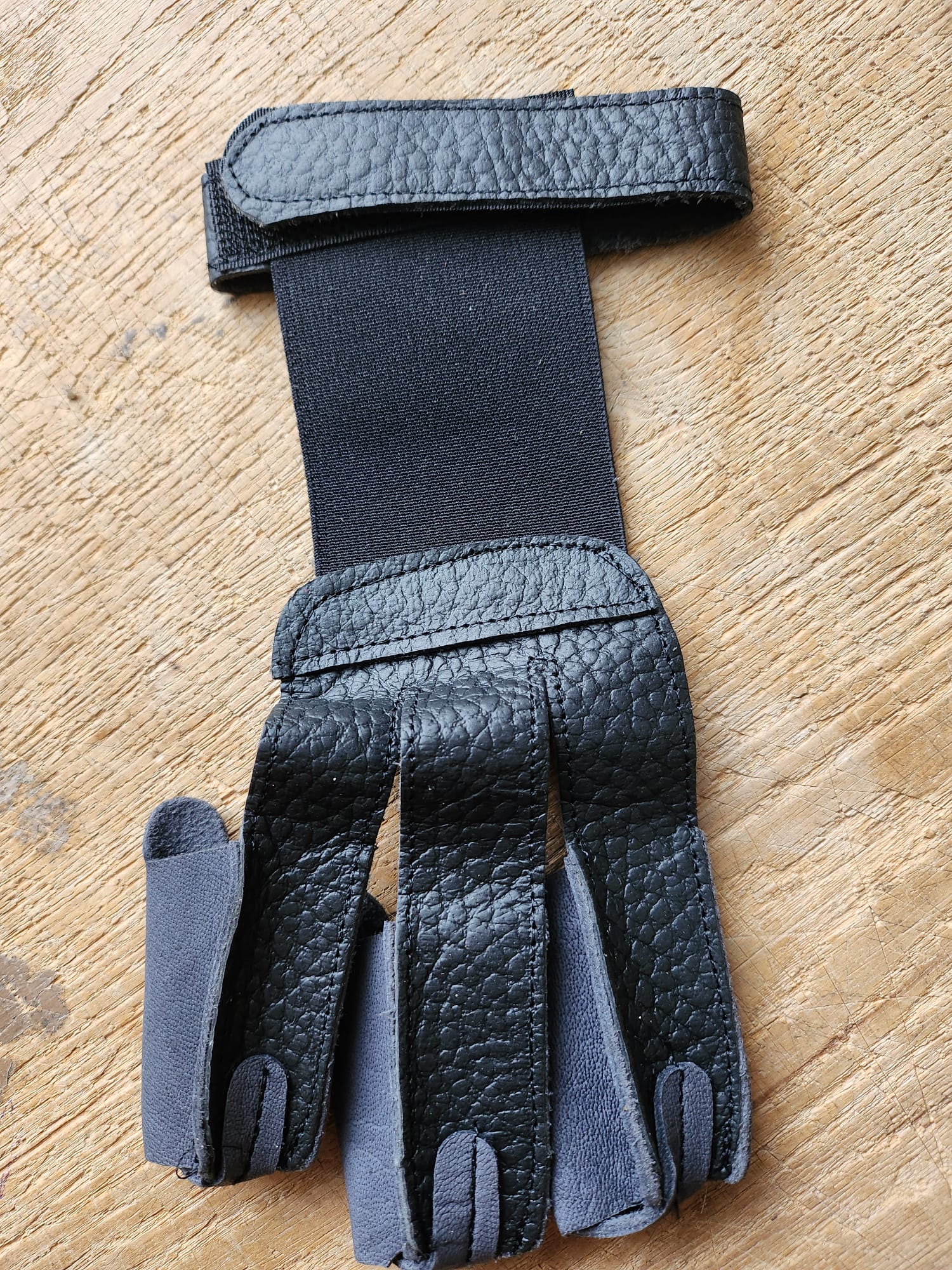 foto St�eleck� rukavice