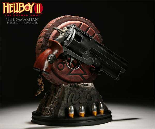 foto Hellboy II The Samaritan Pistol