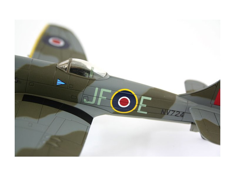 foto Sky Max Models - Hawker Tempest V., Pierre Clostermann