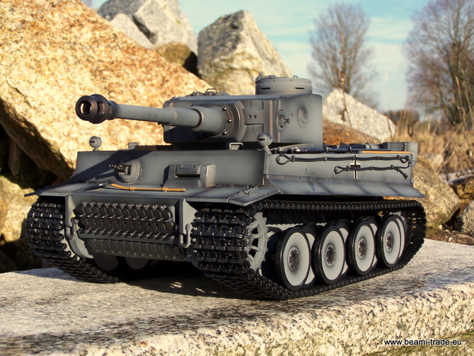 foto Verze 2,4 GHz Tiger I 1:16 B/ IR s kovovou vanou-tmav ed