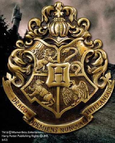 HOGWARTS-School-Crest