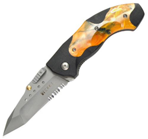 Elishewitz-Horus-half-serrated