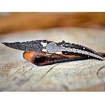 Dama�kov� zav�rac� n�� zVostra Indian P�rko, Ebenov� d�evo